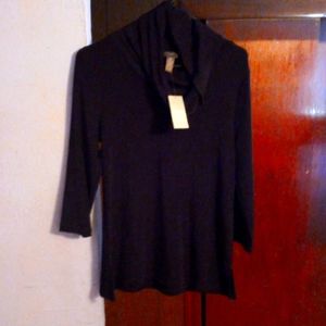 Travelers cowl top size 0 by Chicos in black